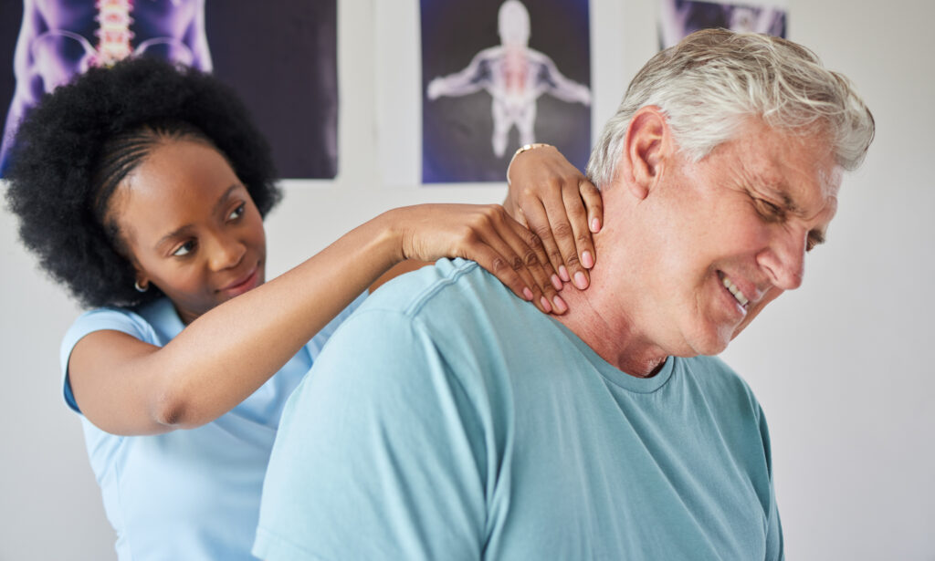 treating neck pain with physical therapy and chiropractor